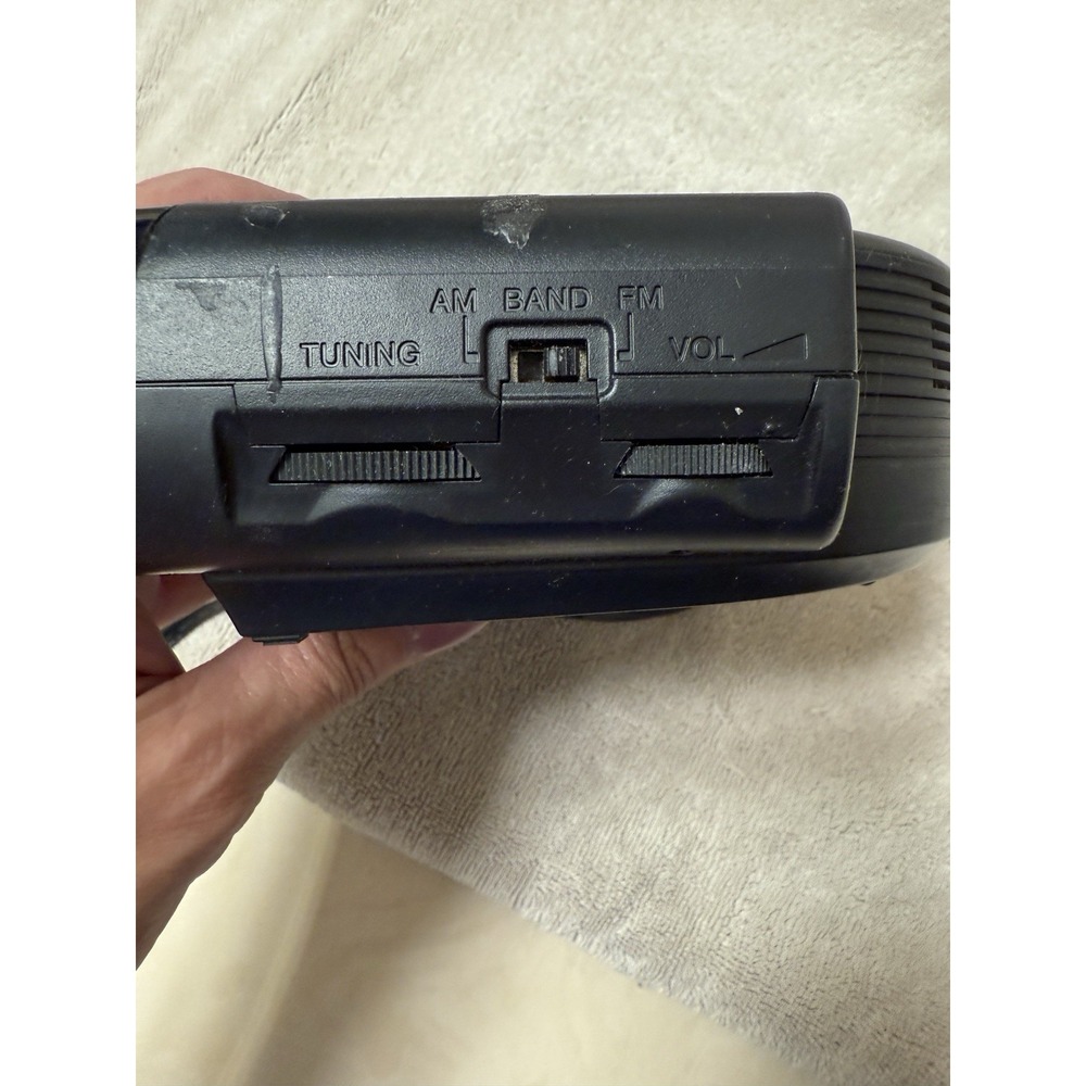 Sony Dream Machine AM/FM Clock Radio Battery Backup ICF-C212 Tested and Working! - Picture 4 of 5